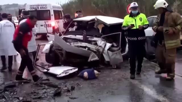 Son dakika haber: İki otomobilin çarpıştığı kazada 3 kişi öldü, 3 kişi yaralandı