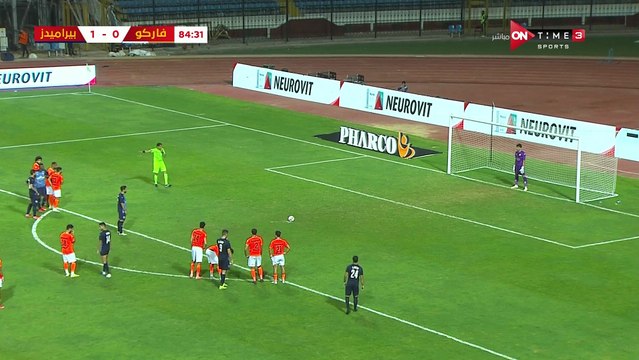 عبد الله السعيد يضيف الهدف الثانى لبيراميدز فى شباك فاركو من ركلة جزاء