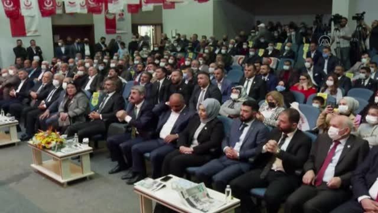 BBP Genel Başkanı Mustafa Destici, partisinin ilçe kongresinde konuştu