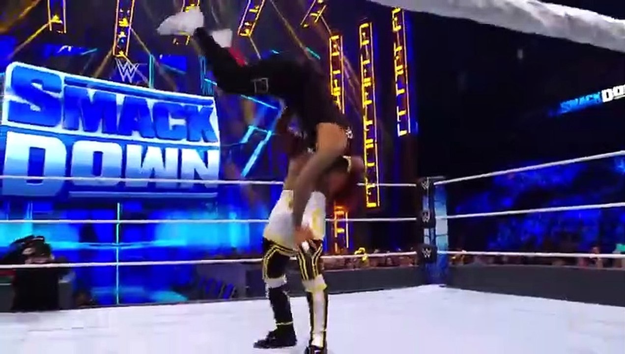The New Day vs. The Usos: SmackDown, Oct. 29, 2021