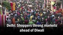 Delhi shoppers throng markets ahead of Diwali