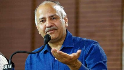 Delhi: Deputy CM came to meet students after school reopened