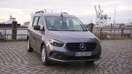 The new Mercedes-Benz Citan Tourer 113 Design in chromite grey