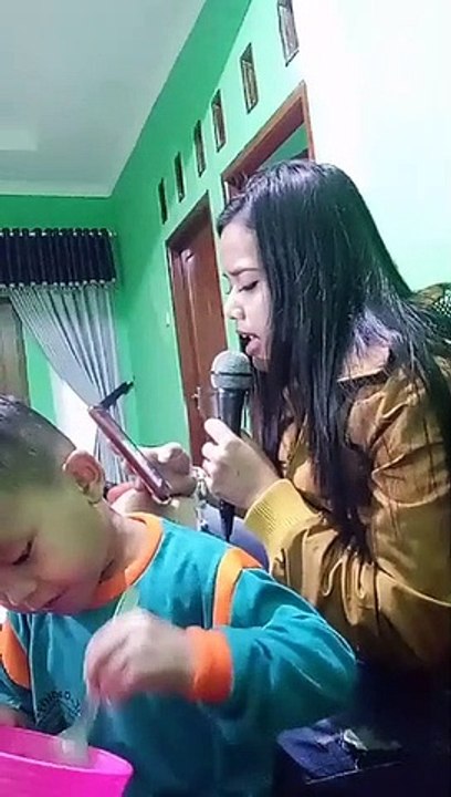 LIVE MADONA CANTIK