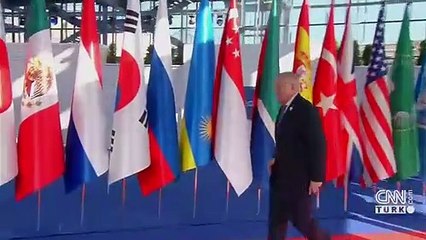 Macron'dan Avustralya Başbakanı'na sitem