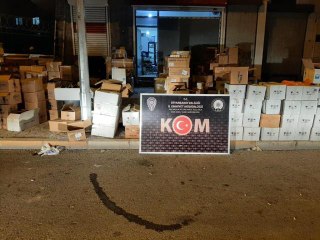 YASAKLI HAYVANSAL İLAÇLARI TÜRKİYE'YE GETİRİP, ETİKETİNİ DEĞİŞTİREREK SATAN ŞÜPHELİ YAKALANDI