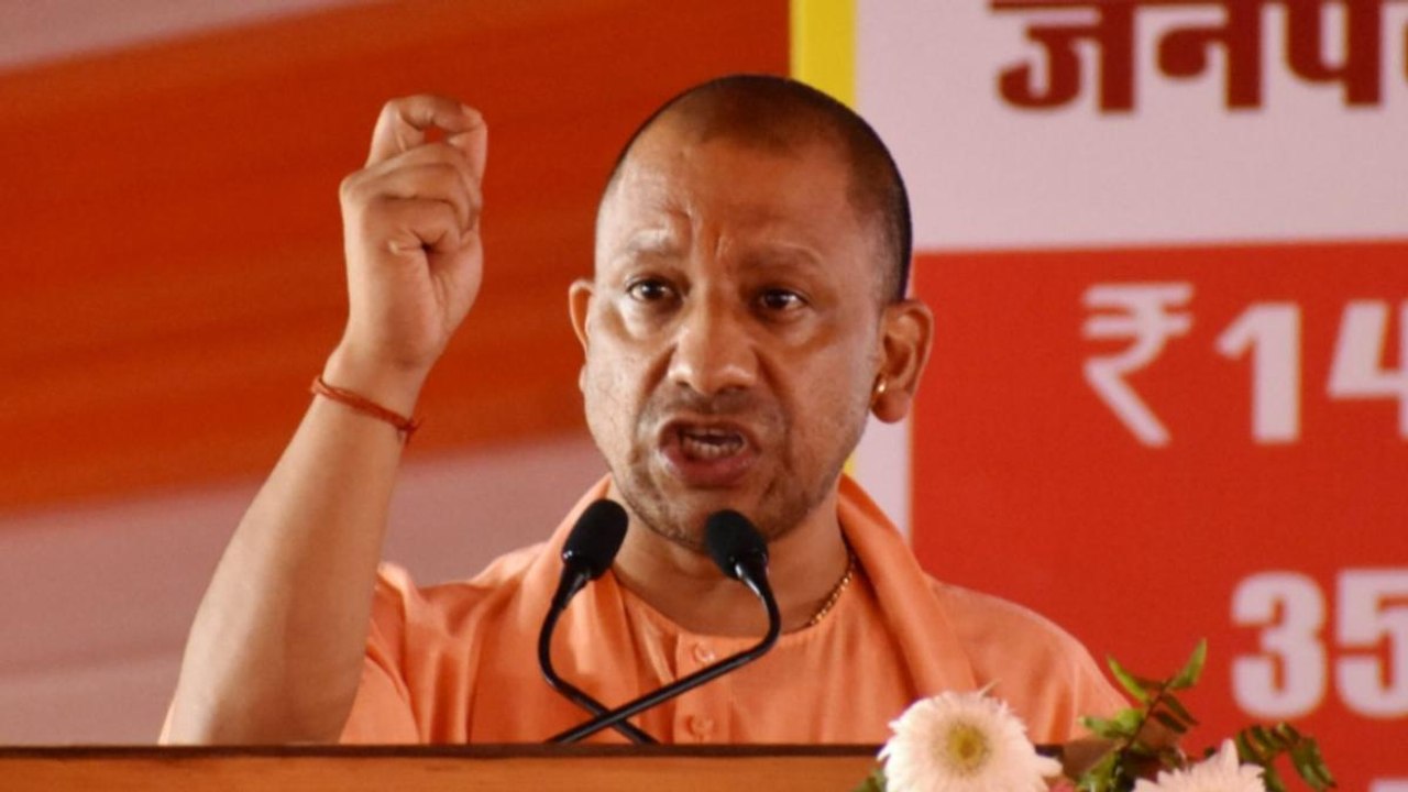 'Talibani Mentality', CM Yogi attacks Akhilesh Yadav