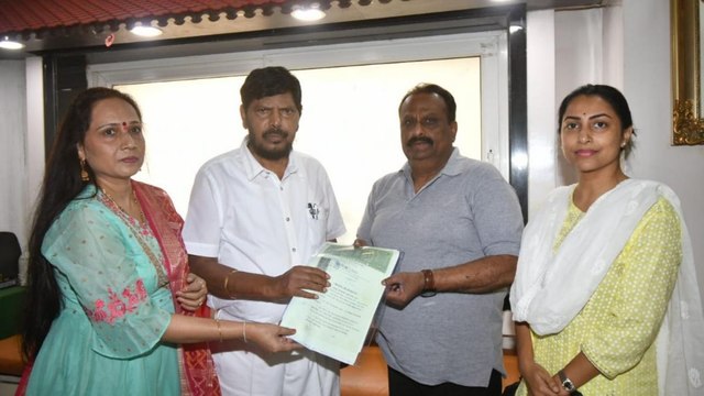 Ramdas Athwalwe: Nawab Malik is defaming Wankhede's family