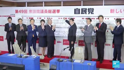 Législatives au Japon : la coalition au pouvoir recule mais conserve la majorité