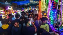 Delhi markets crowded ahead of Diwali, Covid rules toss away