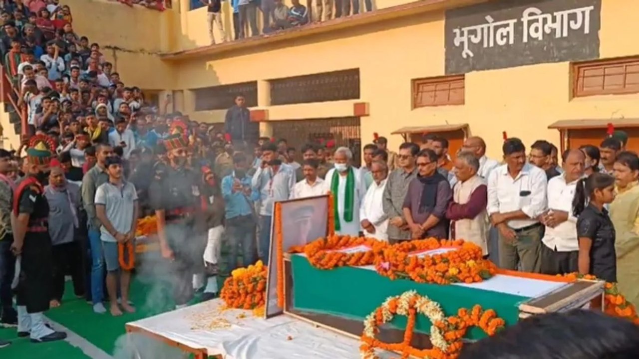 People furious over Martyr Rishi Kumar's death in blast