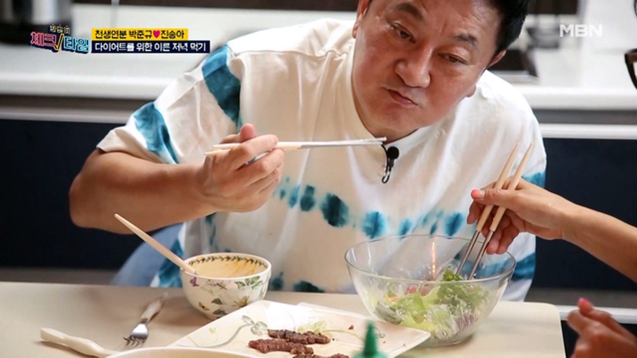 박준규 부부의 건강 밥상! 샐러드 섭취가 건강에 미치는 영향은?