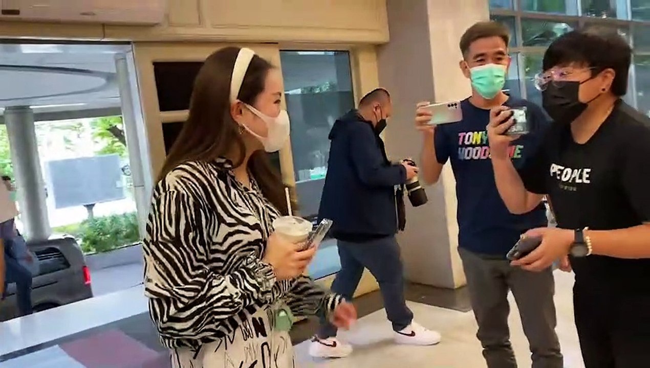 "อุ๊งอิ๊ง แพทองธาร" ดอดทำงานวันแรกพรรคเพื่อไทย...