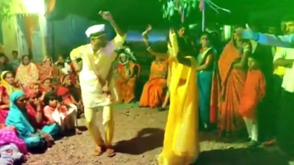 खान्देशी लग्न सराई धुम माडि कर मन लगन