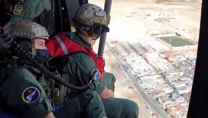 Las Fuerzas Armadas muestran su cariño a la isla de La Palma con una ofrenda floral