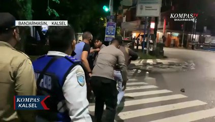 Ricuh Pembongkaran Baliho di Banjarmasin, Satpol PP Ribut dengan Pemilik