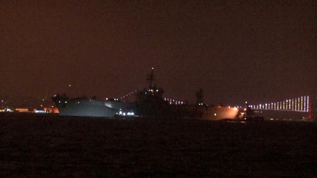 ABD donanmasına ait savaş gemisi Sarayburnu Limanı'na demir attı