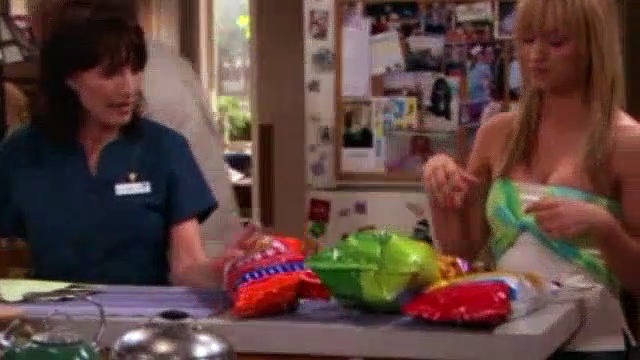 8 Simple Rules S02E21 – Mother`s Day