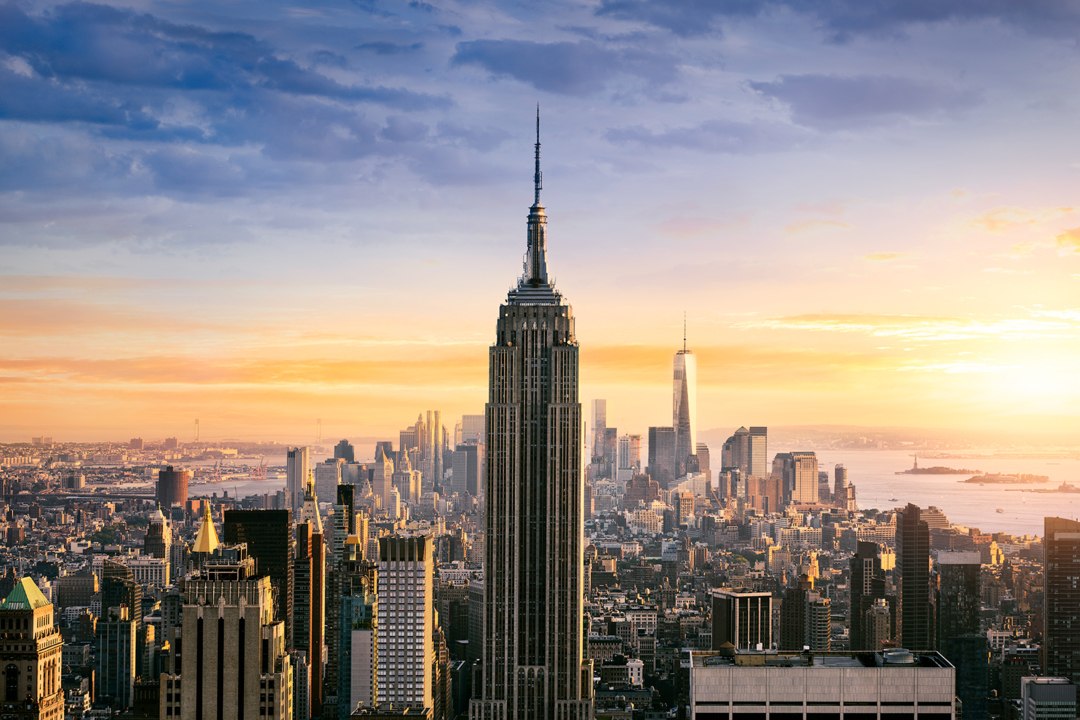 Pop the Question Overlooking the NYC Skyline With This New  Empire State Building Proposal