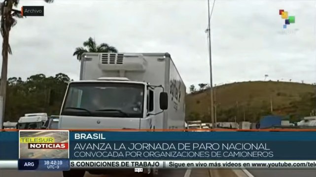 teleSUR Noticias 17:30 01-11: Camioneros brasileños continúan en protestas por mejoras laborales