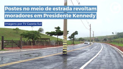 Postes no meio de estrada revoltam moradores em Presidente Kennedy