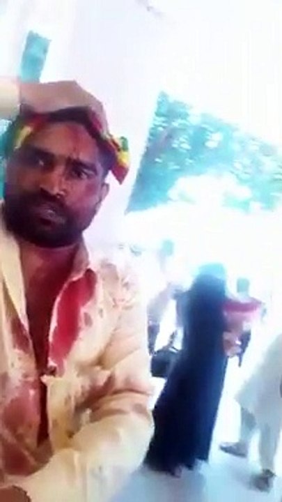 Dekhiye kaise Muslim logo ne Bharat (india) me Hindu logo ka sir Phod Dala #muslim #hindu #vivad #viralvideo देखिये कैसे मुस्लिम लोगो ने भारत (इंडिया) में हिन्दू लोगो का सर फोड़ डाला #मुस्लिम #हिन्दू #विवाद #विरालविदेओ