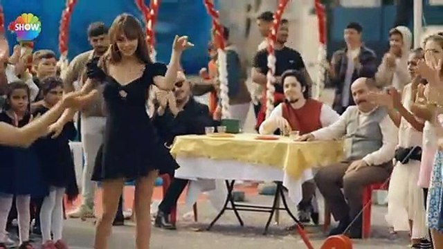 Aslıhan Malbora'nın bu dansı Üç Kuruş dizisine damga vurdu