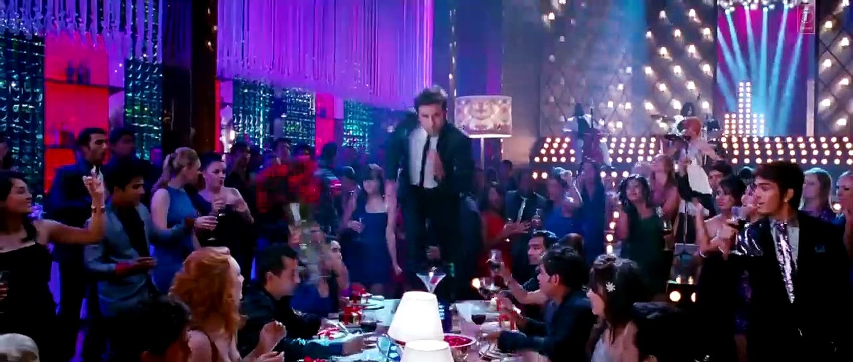 Badtameez Dil Full Song HD Yeh Jawaani Hai Deewani ! PRITAM ! Ranbir Kapoor, Deepika Padukone
