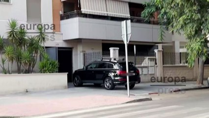 Antonio David Flores llega al domicilio familiar