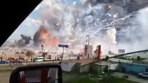 Une usine de feux d'artifice prend feu