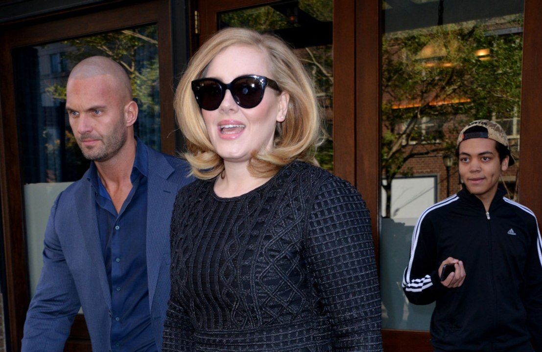 Adele reveals the 30 tracklist