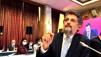 HDP'li Paylan'dan Milli Eğitim Bakanı Özer'e: Boğaziçi Üniversitesi’nin kapısında yüzlerce polisle mi özgür bireyler yetiştireceksiniz?
