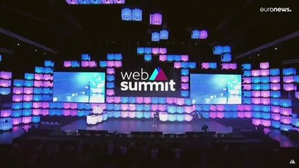 Al Web Summit di Lisbona la whistleblower di Facebook: "Mark deve farsi da parte"