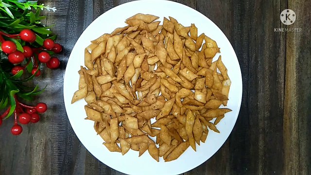 Khasta aur Karare Namak Pare Recipe | Namak Pare recipe in Hindi | Masala Namak Pare | Namkeen | Diwali Special Farad | Diwali Farsan | Farad recipe | Masala Namak Pare |