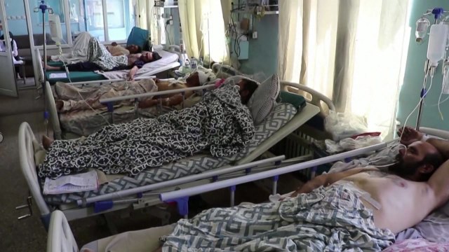 아프간 카불 군병원 인근 폭탄공격·총격전...최소 19명 사망 / YTN