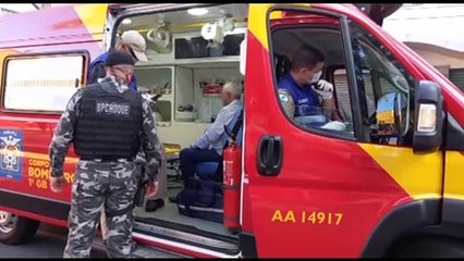 Ao ser alertado por trafegar na contramão, motorista se revolta e agride homem que tentou ajudá-lo