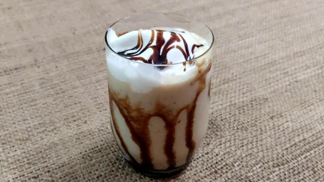 Easy Healthy Peanut Butter Banana Smoothie Recipe | Workout | Weight Gain