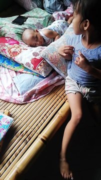 Batang Makulit At Tulog