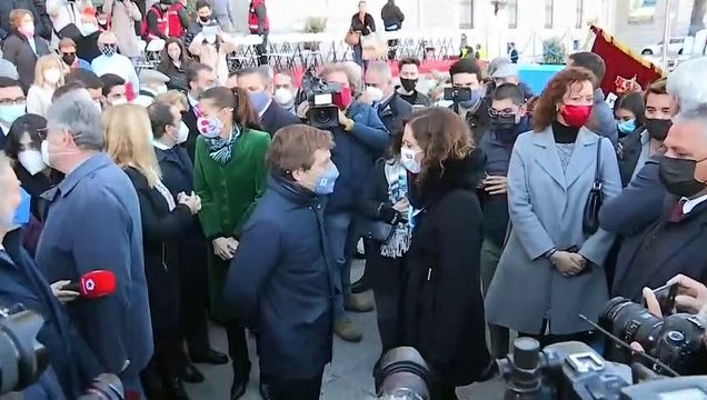 Almeida y Ayuso se dan una tregua en la fiesta de la patrona de Madrid