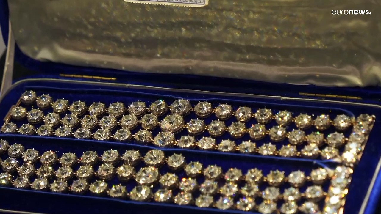 Armbänder von Marie-Antoinette für 7 Mio. Euro versteigert
