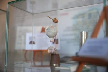 Mikro heykeltıraş cikletten 15 heykel yaptı