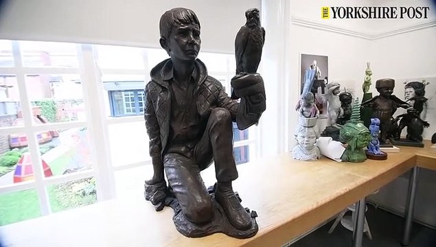 Kes Statue erected in Barnsley