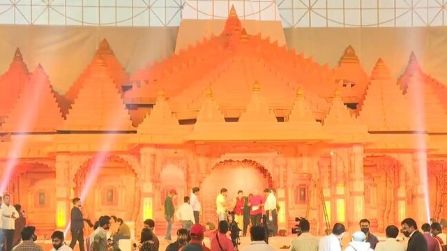 Delhi gears up for Diwali celebrations; Ayodhya decked up for grand Diwali; more