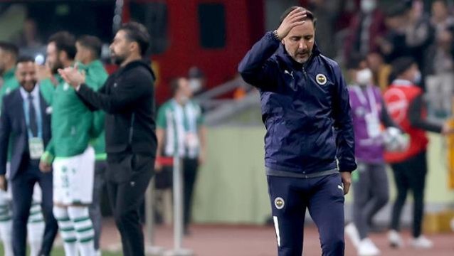 Vitor Pereira'nın geleceği pamuk ipliğine bağlı! Fenerbahçe'nin yeni teknik direktör adayları bile belli