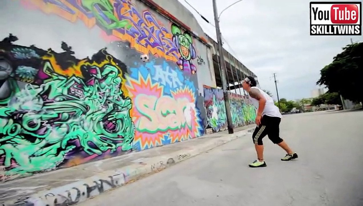 The BEST Street Football_Futsal_Freestyle Skills EVER!! ★ HD
