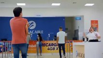 Megacable, compañía telefónica mejicana, regala móviles a los vacunados, pero atentos a la publicidad que tiene sorpresa