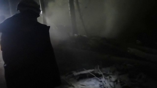 Russie: les services de secours interviennent après un crash d'avion ayant fait au moins cinq morts