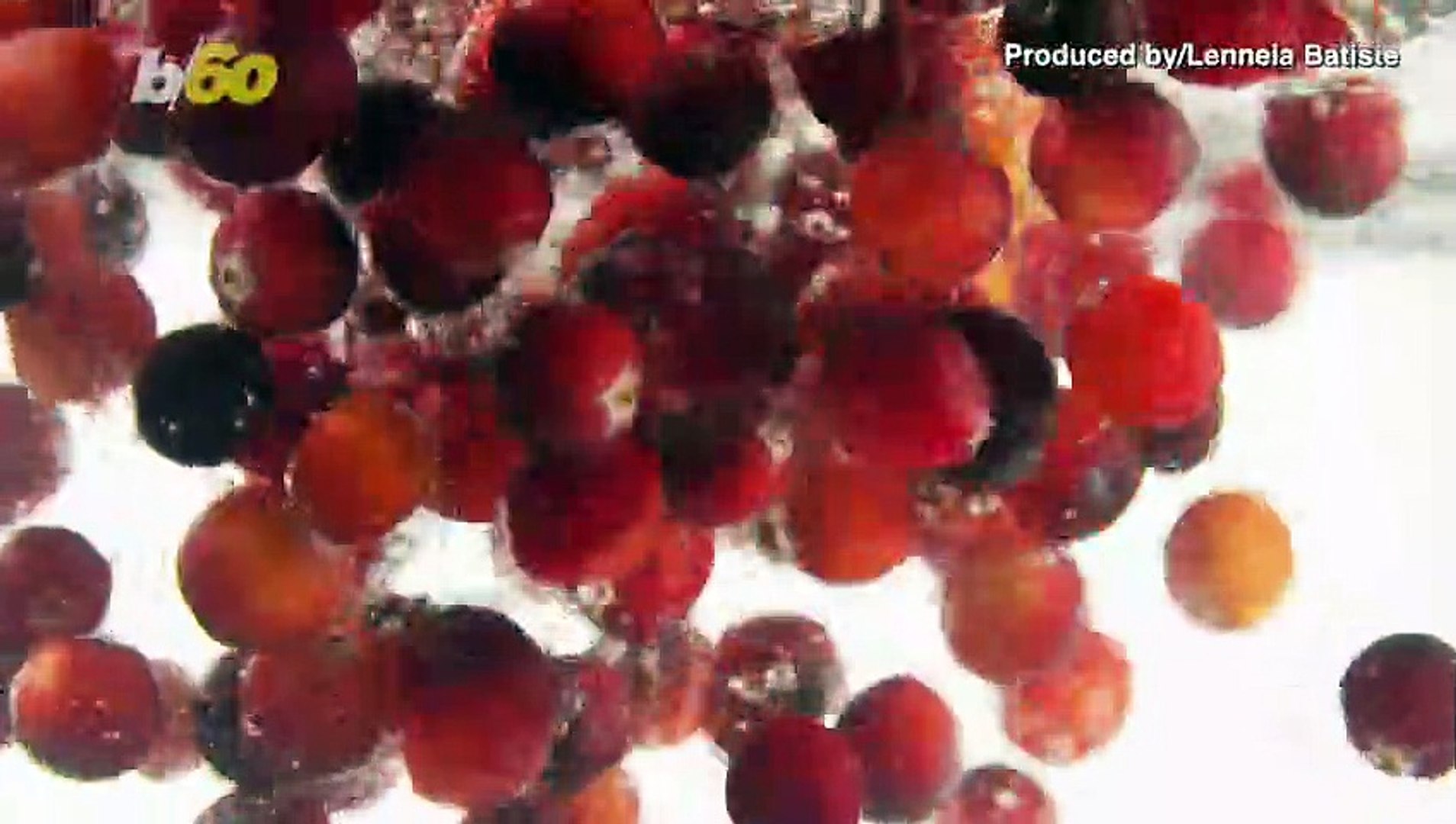 ⁣The History Behind This Very Weird Thanksgiving Side Dish