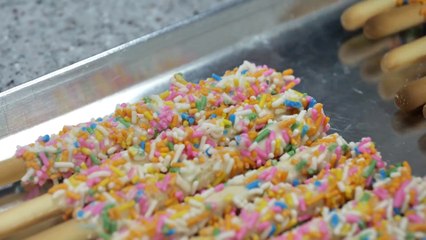 How Colorful Crunchy Choco Stick is made  Korean Dessert