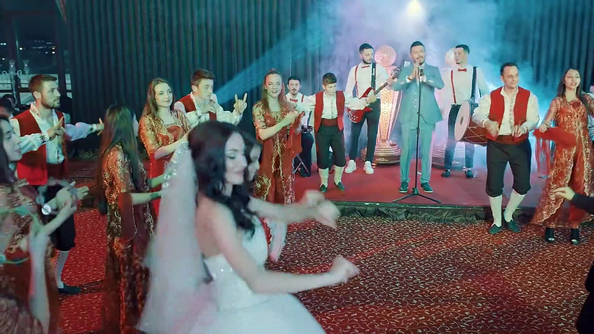 Sincanlı Erkal - Kınalar Yansın (Gelin Damat Oyunu) 2019 - Dailymotion Video